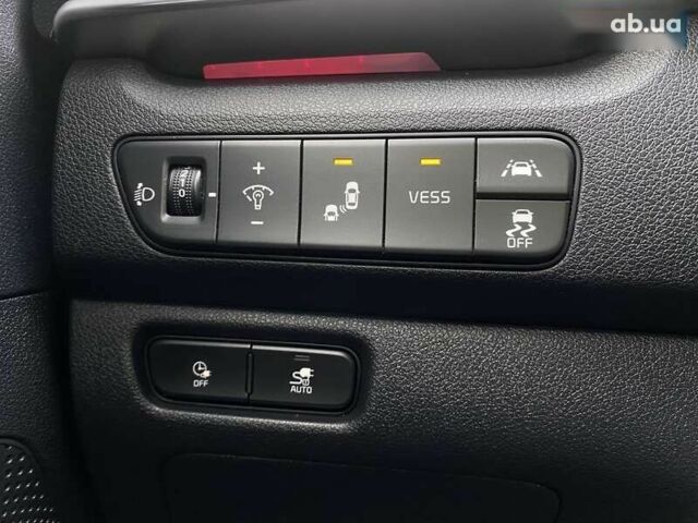 Киа Niro, объемом двигателя 0 л и пробегом 106 тыс. км за 20300 $, фото 3 на Automoto.ua