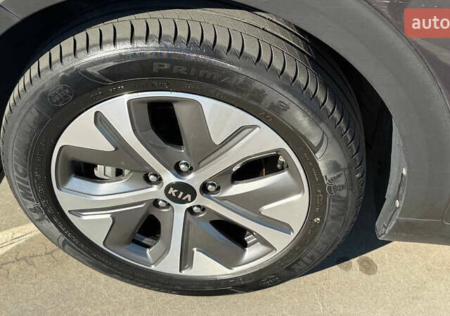 Киа Niro, объемом двигателя 0 л и пробегом 150 тыс. км за 19500 $, фото 25 на Automoto.ua