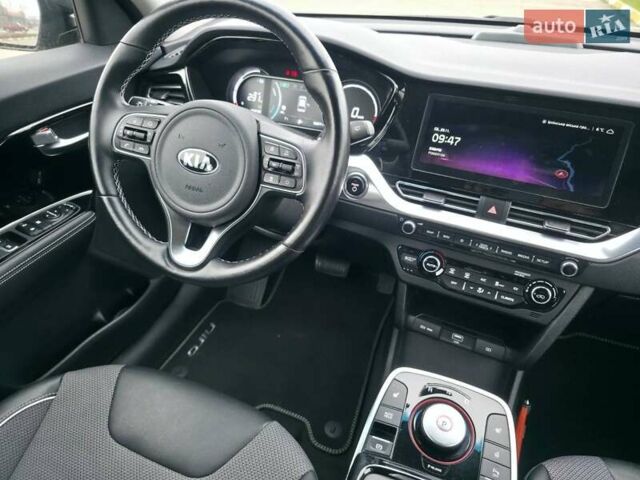 Кіа Niro, об'ємом двигуна 0 л та пробігом 96 тис. км за 19500 $, фото 21 на Automoto.ua