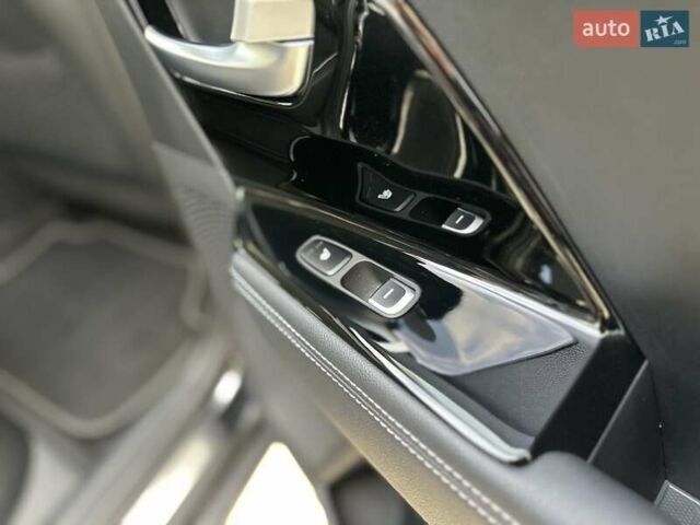 Киа Niro, объемом двигателя 0 л и пробегом 114 тыс. км за 21900 $, фото 13 на Automoto.ua