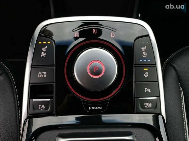 Киа Niro, объемом двигателя 0 л и пробегом 138 тыс. км за 21200 $, фото 5 на Automoto.ua