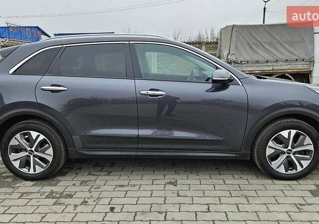 Кіа Niro, об'ємом двигуна 0 л та пробігом 133 тис. км за 19950 $, фото 7 на Automoto.ua