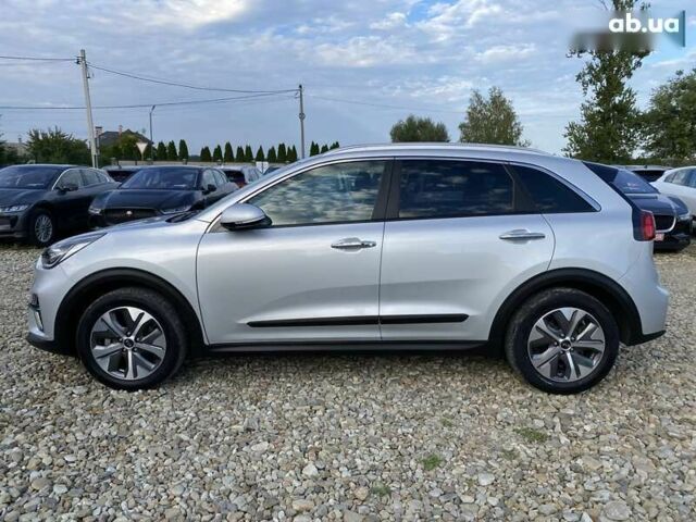 Кіа Niro, об'ємом двигуна 0 л та пробігом 81 тис. км за 21950 $, фото 10 на Automoto.ua