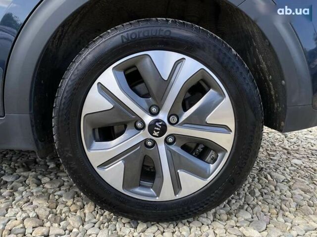 Киа Niro, объемом двигателя 0 л и пробегом 75 тыс. км за 23900 $, фото 25 на Automoto.ua