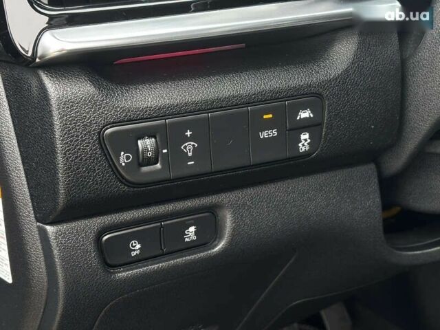 Кіа Niro, об'ємом двигуна 0 л та пробігом 164 тис. км за 17400 $, фото 27 на Automoto.ua