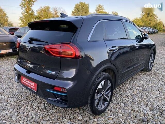 Кіа Niro, об'ємом двигуна 0 л та пробігом 107 тис. км за 21950 $, фото 17 на Automoto.ua