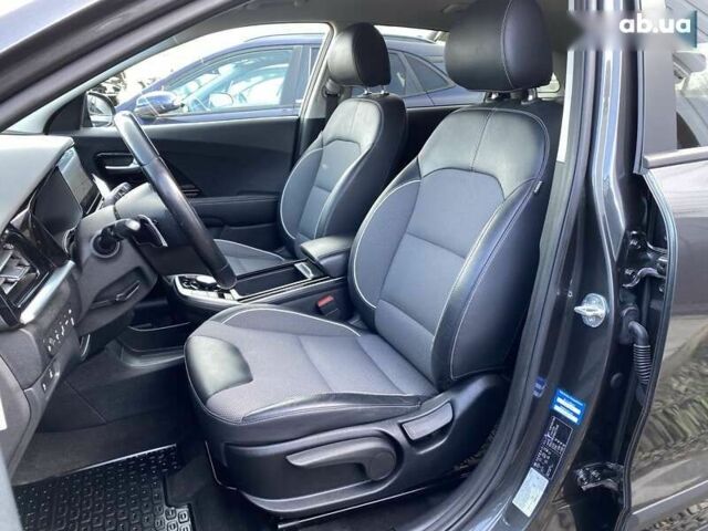 Киа Niro, объемом двигателя 0 л и пробегом 101 тыс. км за 20300 $, фото 28 на Automoto.ua