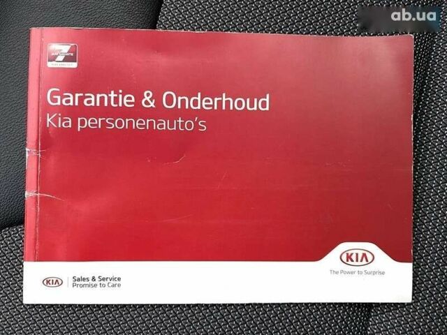 Кіа Niro, об'ємом двигуна 0 л та пробігом 96 тис. км за 19950 $, фото 12 на Automoto.ua