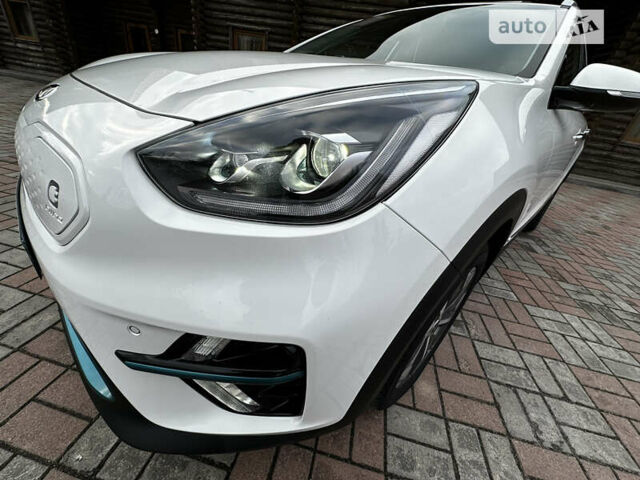 Кіа Niro, об'ємом двигуна 0 л та пробігом 119 тис. км за 22999 $, фото 33 на Automoto.ua