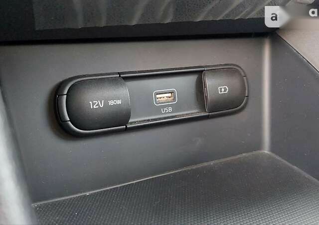 Киа Niro, объемом двигателя 0 л и пробегом 4 тыс. км за 19999 $, фото 22 на Automoto.ua