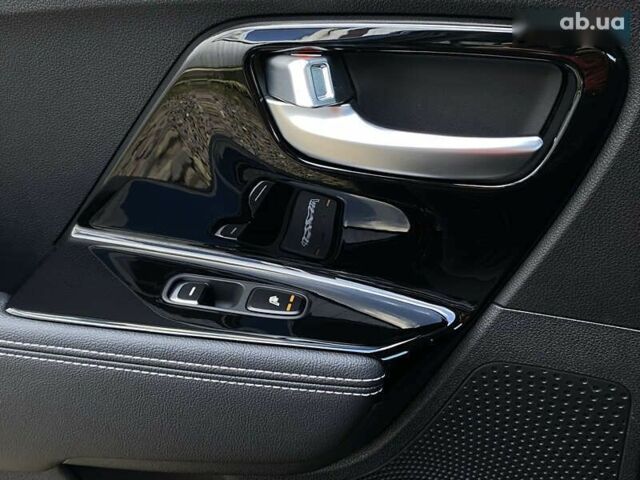 Кіа Niro, об'ємом двигуна 0 л та пробігом 76 тис. км за 22900 $, фото 7 на Automoto.ua