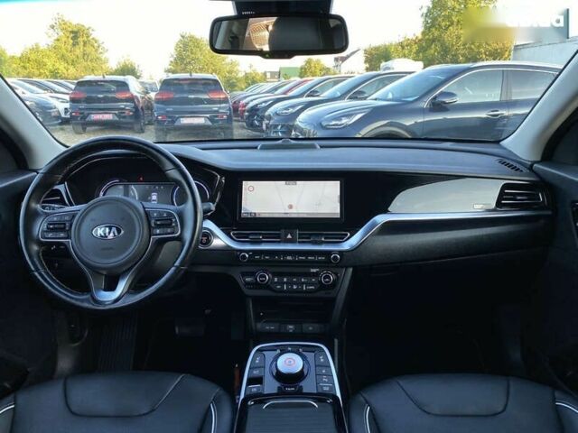 Киа Niro, объемом двигателя 0 л и пробегом 95 тыс. км за 21200 $, фото 2 на Automoto.ua
