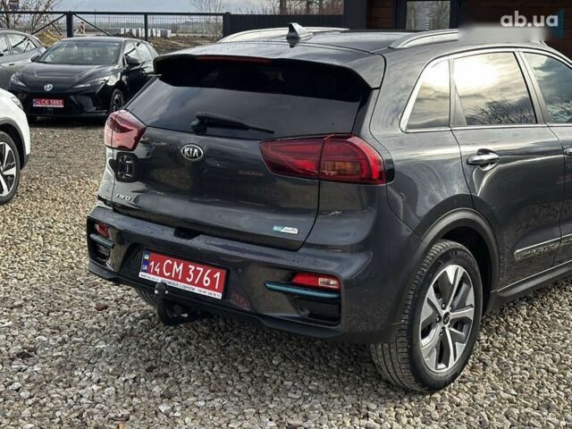 Киа Niro, объемом двигателя 0 л и пробегом 110 тыс. км за 21200 $, фото 12 на Automoto.ua