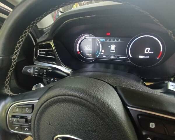 Киа Niro, объемом двигателя 0 л и пробегом 108 тыс. км за 20900 $, фото 1 на Automoto.ua