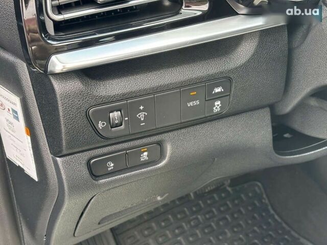 Киа Niro, объемом двигателя 0 л и пробегом 110 тыс. км за 20999 $, фото 19 на Automoto.ua