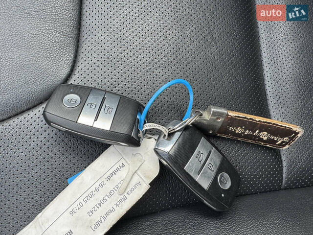 Кіа Niro, об'ємом двигуна 0 л та пробігом 164 тис. км за 18900 $, фото 67 на Automoto.ua