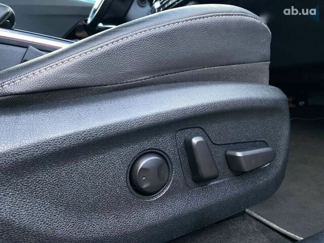 Кіа Niro, об'ємом двигуна 0 л та пробігом 76 тис. км за 22900 $, фото 9 на Automoto.ua