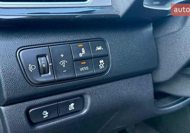 Киа Niro, объемом двигателя 0 л и пробегом 150 тыс. км за 19500 $, фото 19 на Automoto.ua
