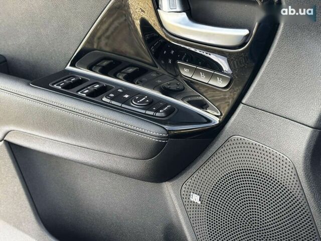 Киа Niro, объемом двигателя 0 л и пробегом 110 тыс. км за 21200 $, фото 22 на Automoto.ua