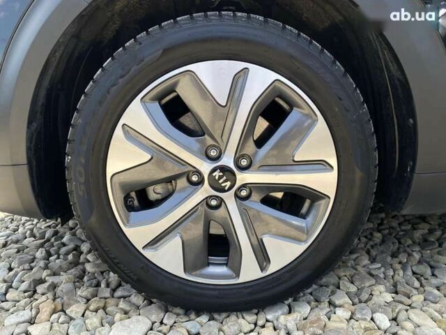 Киа Niro, объемом двигателя 0 л и пробегом 115 тыс. км за 20300 $, фото 21 на Automoto.ua
