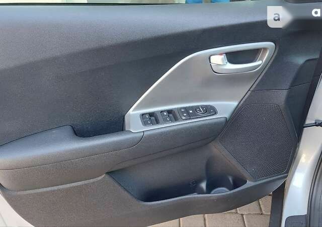 Киа Niro, объемом двигателя 0 л и пробегом 4 тыс. км за 18499 $, фото 12 на Automoto.ua