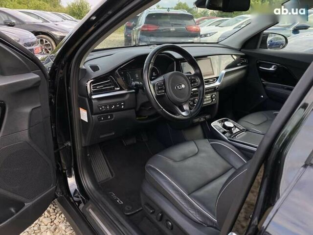 Киа Niro, объемом двигателя 0 л и пробегом 83 тыс. км за 22200 $, фото 2 на Automoto.ua