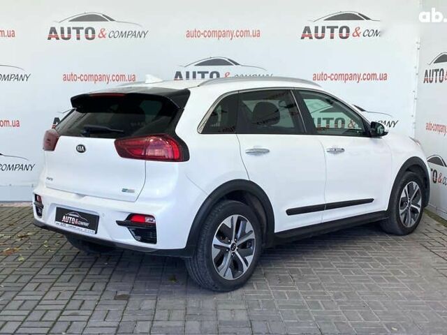 Кіа Niro, об'ємом двигуна 0 л та пробігом 158 тис. км за 19950 $, фото 2 на Automoto.ua