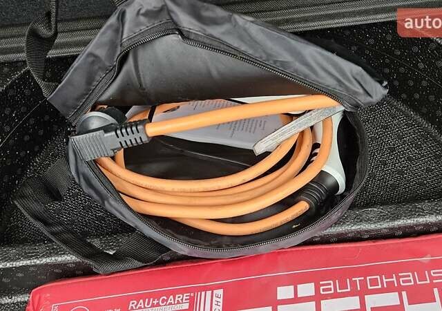 Кіа Niro, об'ємом двигуна 0 л та пробігом 133 тис. км за 19950 $, фото 20 на Automoto.ua