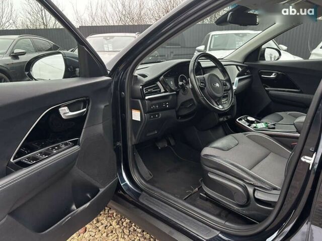 Кіа Niro, об'ємом двигуна 0 л та пробігом 164 тис. км за 17400 $, фото 18 на Automoto.ua