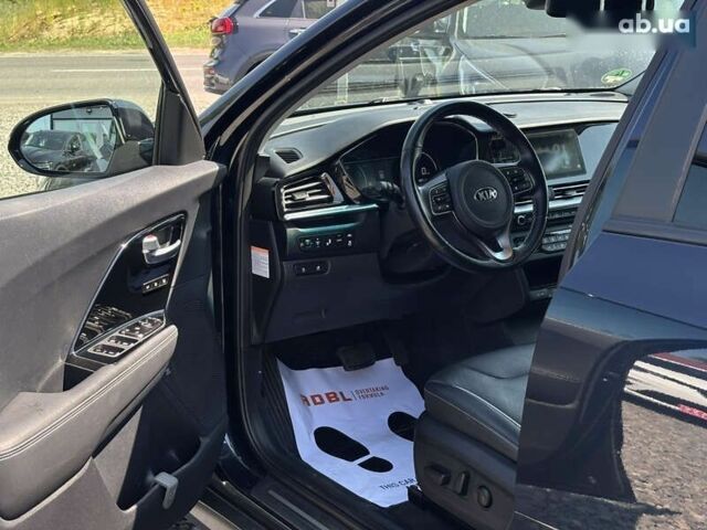 Киа Niro, объемом двигателя 0 л и пробегом 114 тыс. км за 19350 $, фото 18 на Automoto.ua