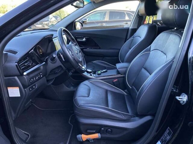 Кіа Niro, об'ємом двигуна 0 л та пробігом 93 тис. км за 22700 $, фото 22 на Automoto.ua