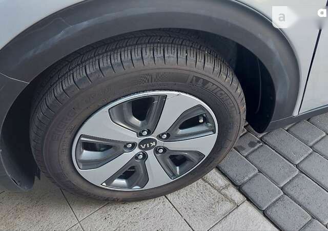 Киа Niro, объемом двигателя 0 л и пробегом 4 тыс. км за 21799 $, фото 8 на Automoto.ua