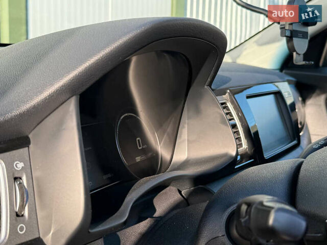 Киа Niro, объемом двигателя 0 л и пробегом 87 тыс. км за 17250 $, фото 42 на Automoto.ua