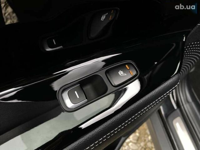 Киа Niro, объемом двигателя 0 л и пробегом 107 тыс. км за 21400 $, фото 13 на Automoto.ua