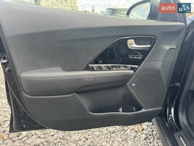 Кіа Niro, об'ємом двигуна 0 л та пробігом 164 тис. км за 18900 $, фото 53 на Automoto.ua
