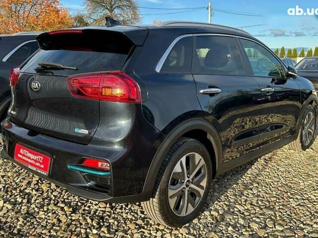 Киа Niro, объемом двигателя 0 л и пробегом 68 тыс. км за 24200 $, фото 24 на Automoto.ua