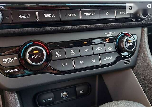 Киа Niro, объемом двигателя 0 л и пробегом 4 тыс. км за 18499 $, фото 20 на Automoto.ua