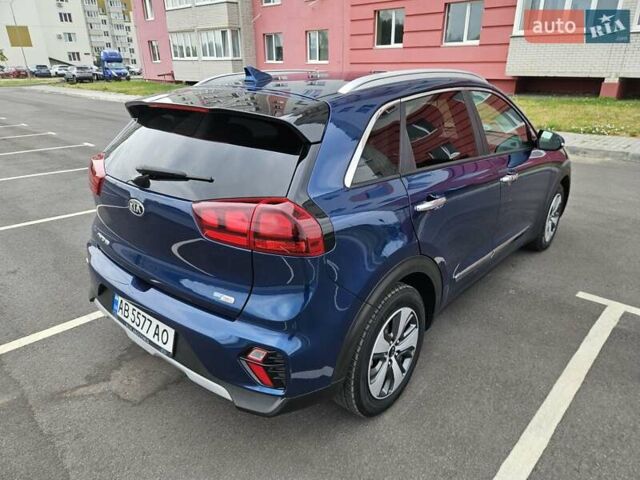 Кіа Niro, об'ємом двигуна 1.6 л та пробігом 211 тис. км за 16499 $, фото 7 на Automoto.ua