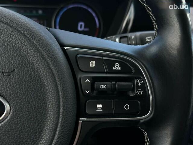 Киа Niro, объемом двигателя 0 л и пробегом 97 тыс. км за 22600 $, фото 27 на Automoto.ua