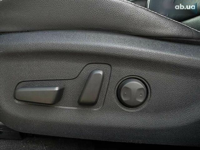 Киа Niro, объемом двигателя 0 л и пробегом 69 тыс. км за 22200 $, фото 7 на Automoto.ua