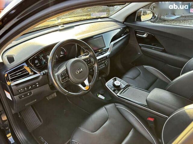 Киа Niro, объемом двигателя 0 л и пробегом 112 тыс. км за 19999 $, фото 25 на Automoto.ua