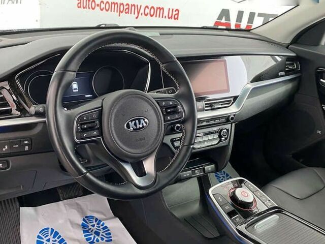 Киа Niro, объемом двигателя 0 л и пробегом 70 тыс. км за 22350 $, фото 5 на Automoto.ua