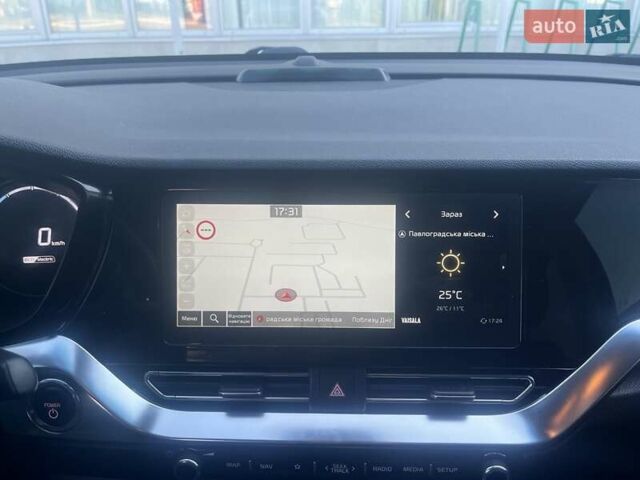 Киа Niro, объемом двигателя 0 л и пробегом 93 тыс. км за 18950 $, фото 31 на Automoto.ua