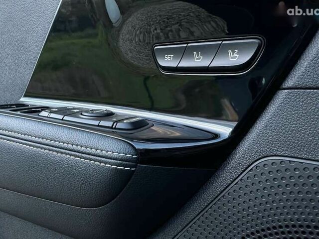 Киа Niro, объемом двигателя 0 л и пробегом 35 тыс. км за 24400 $, фото 5 на Automoto.ua