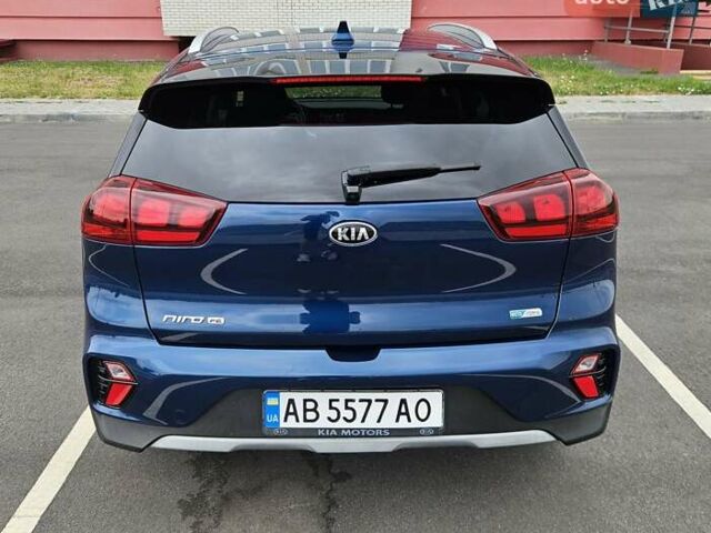 Кіа Niro, об'ємом двигуна 1.6 л та пробігом 211 тис. км за 16499 $, фото 6 на Automoto.ua