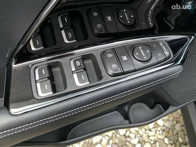 Киа Niro, объемом двигателя 0 л и пробегом 101 тыс. км за 20300 $, фото 25 на Automoto.ua