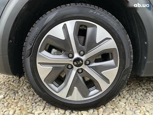 Киа Niro, объемом двигателя 0 л и пробегом 131 тыс. км за 20500 $, фото 19 на Automoto.ua