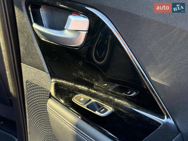 Киа Niro, объемом двигателя 0 л и пробегом 87 тыс. км за 17250 $, фото 62 на Automoto.ua