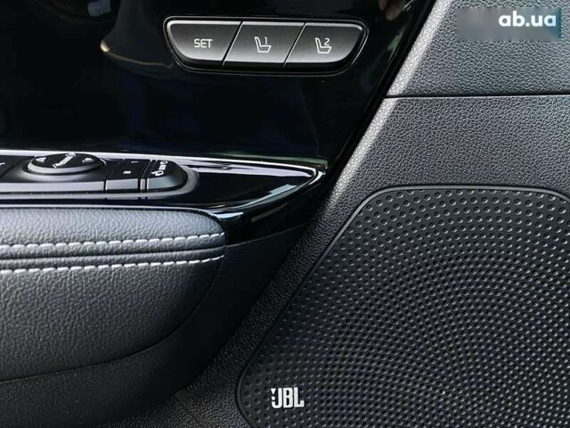 Кіа Niro, об'ємом двигуна 0 л та пробігом 83 тис. км за 23200 $, фото 3 на Automoto.ua