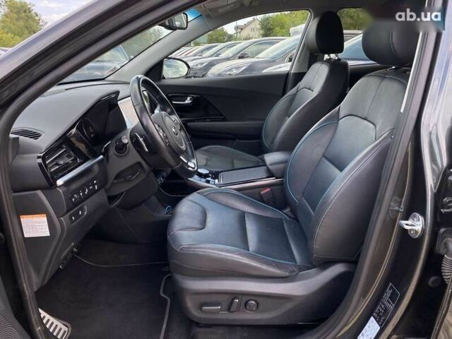 Киа Niro, объемом двигателя 0 л и пробегом 66 тыс. км за 23200 $, фото 20 на Automoto.ua